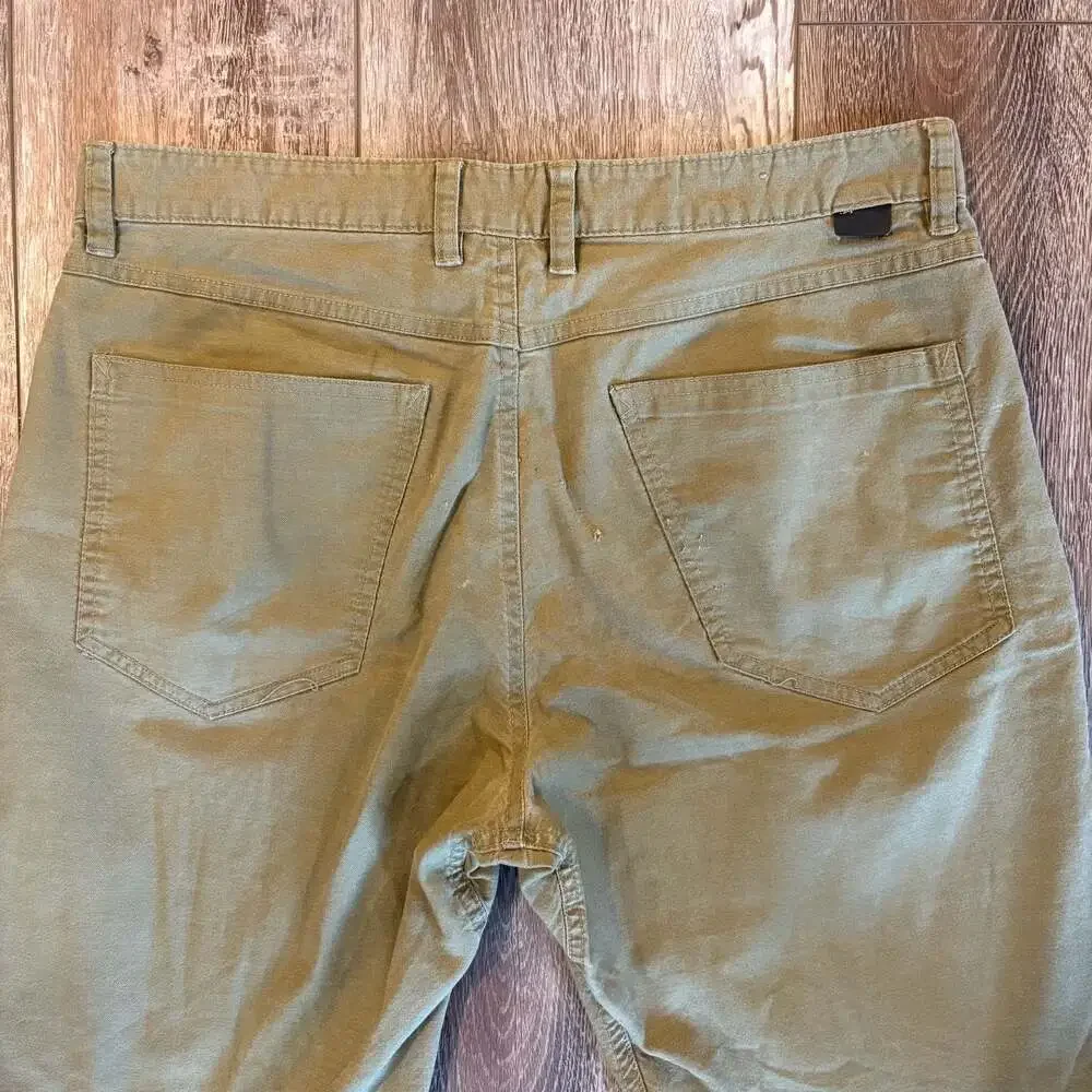 The North Face Five-Pocket Olive Technical Hiking Pants Mens 34 Short